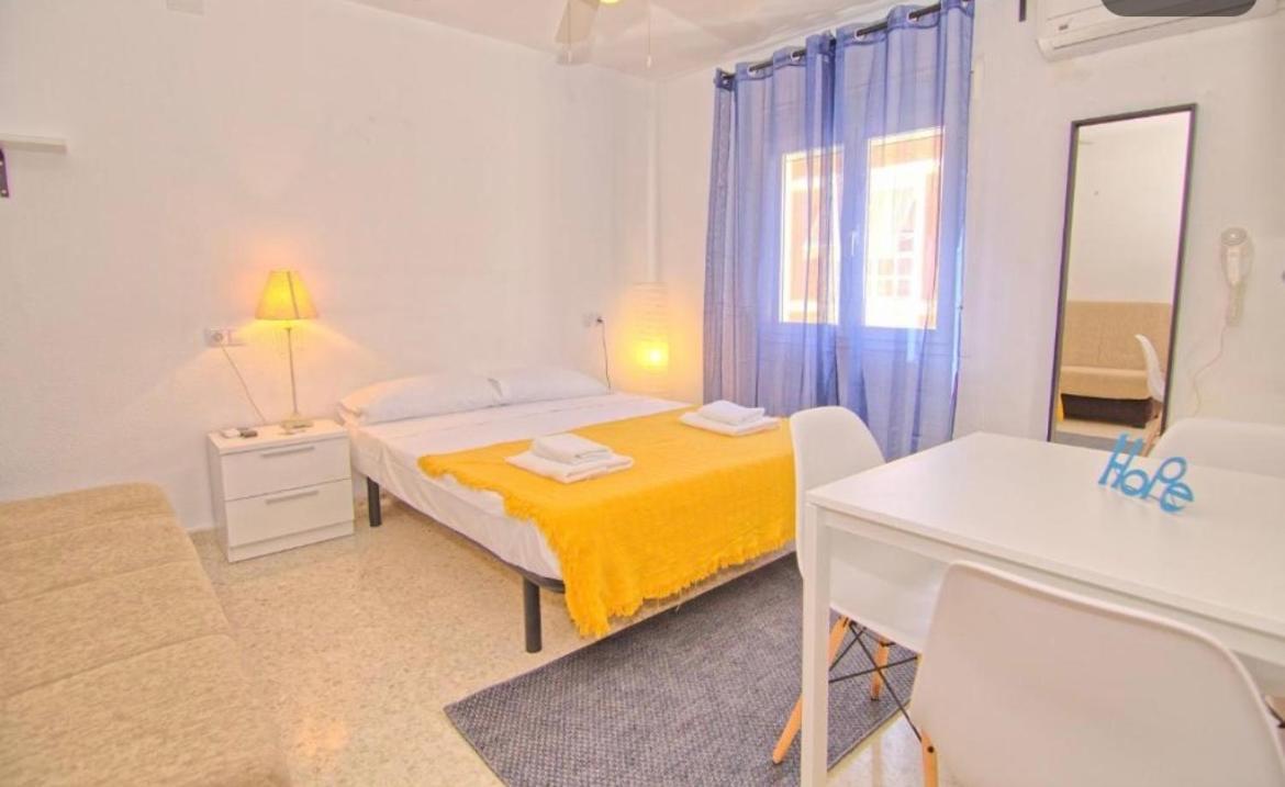 Low Cost Room Malaga Exterior photo